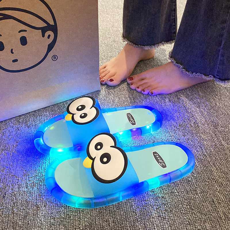 👣Søde hjemmesko med tegneseriefigurer og lys